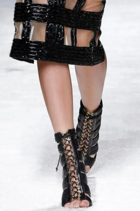 Kendall Jenner - Feet 1 image 2
