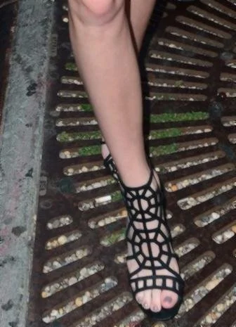Kendall Jenner - Feet 1 image 28