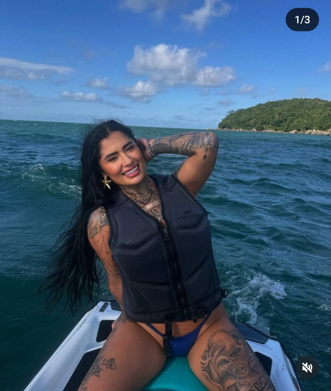 Gostosa de 22 anos mostrou tudo image 6