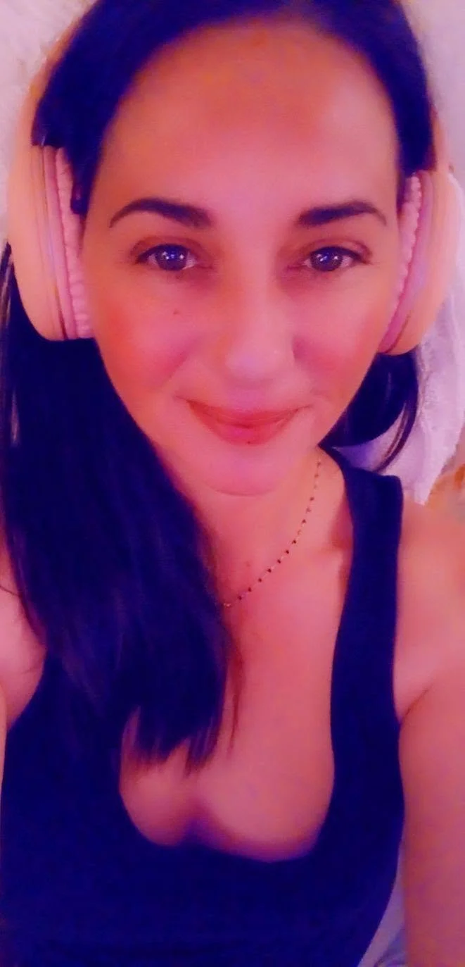 Sophie, french milf image 14