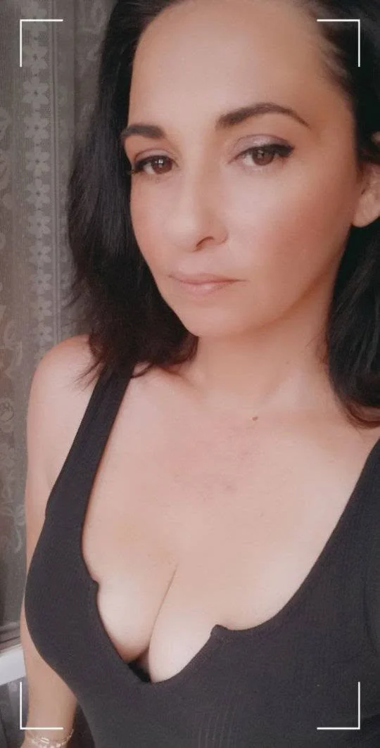 Sophie, french milf image 24