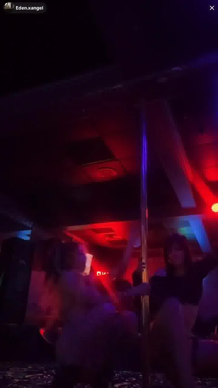 tiktok live 3d3n stripper image 2