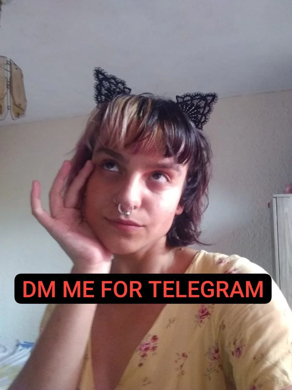 My ex gf: Tattooed feminist whore main image