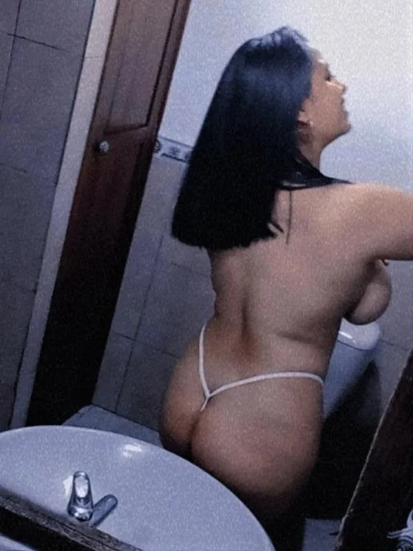 Argentina vecina tetona image 10