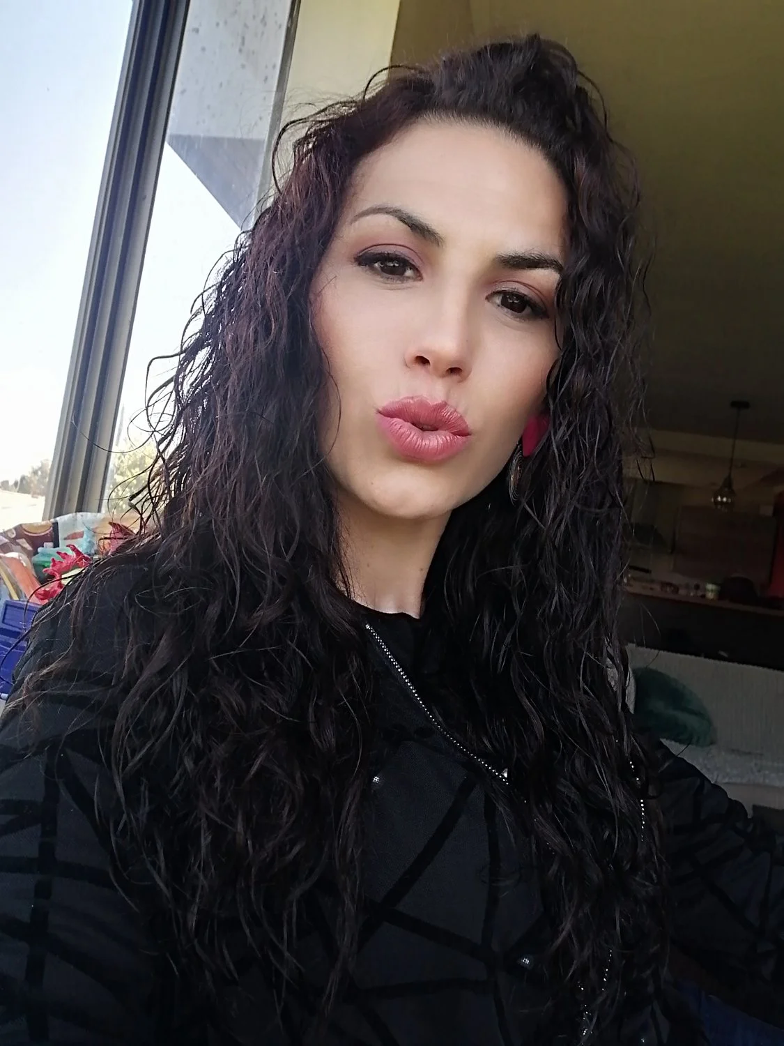 Perrita caliente 🔥 exhibida y humillada con fotos 🔞 robadas de su teléfono image 6