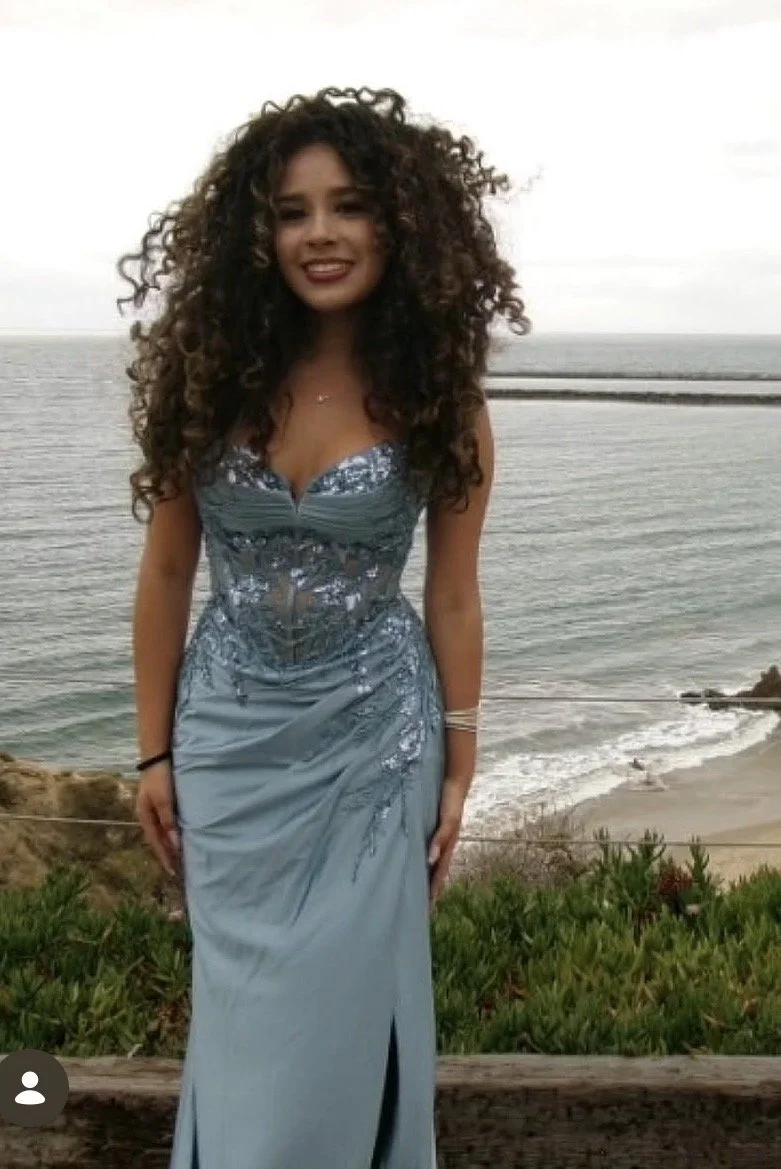 Friends 18yr daughter image 8