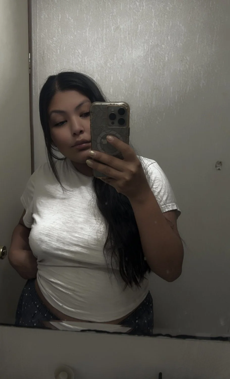 Cute latina image 4