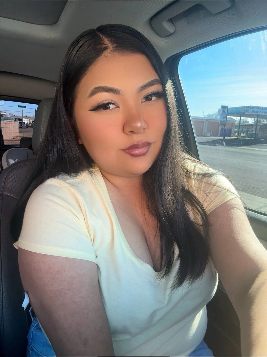 Cute latina image 5