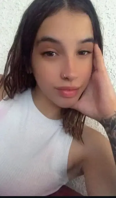 agos culona bien trola cover image