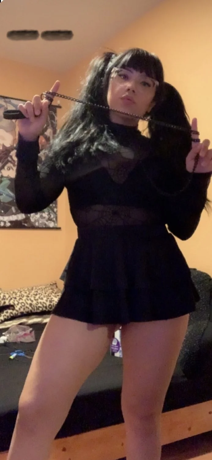 Anyone know her or have nuded image 5