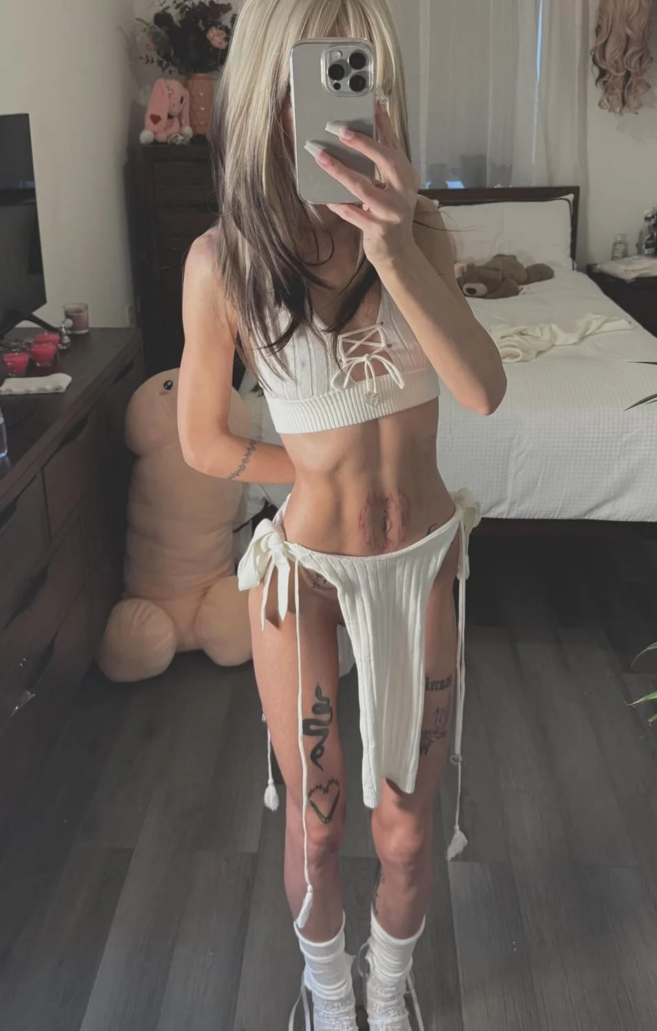 Slim Sexy Tatted DildoDoll image 8