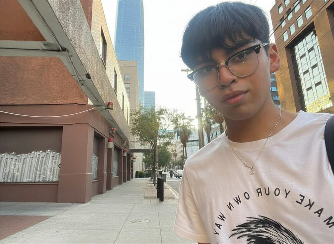 Matías Flaite 18 años Twink Chileno Grindr 🇨🇱❤️‍🔥 image 2
