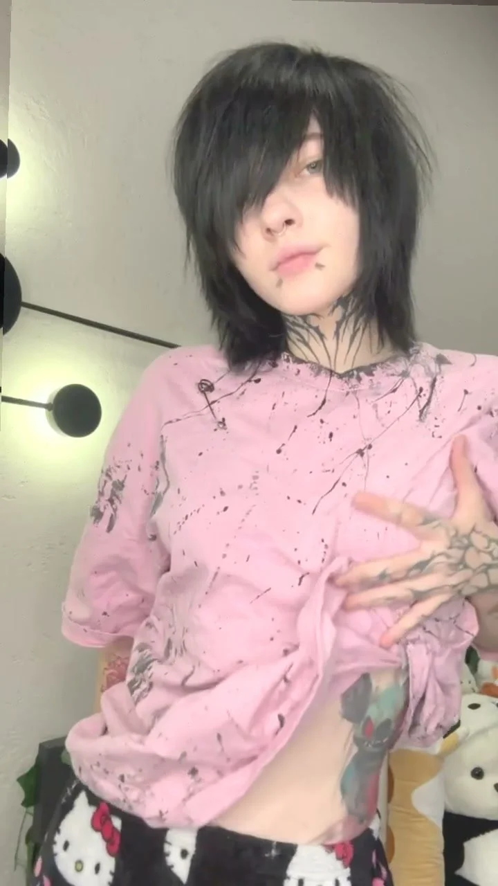 🔞 Sexy petite body nasty masturbating naked wet pussy 🍑💦 OF now image 3