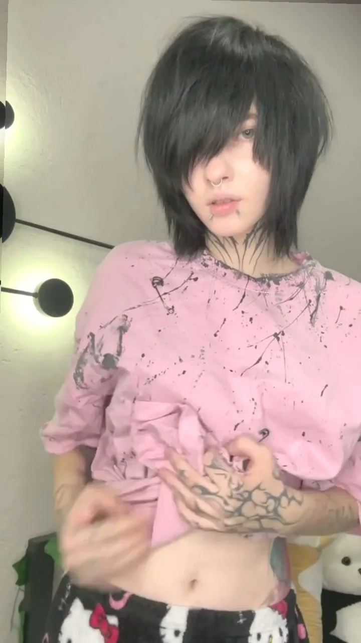 🔞 Sexy petite body nasty masturbating naked wet pussy 🍑💦 OF now image 4