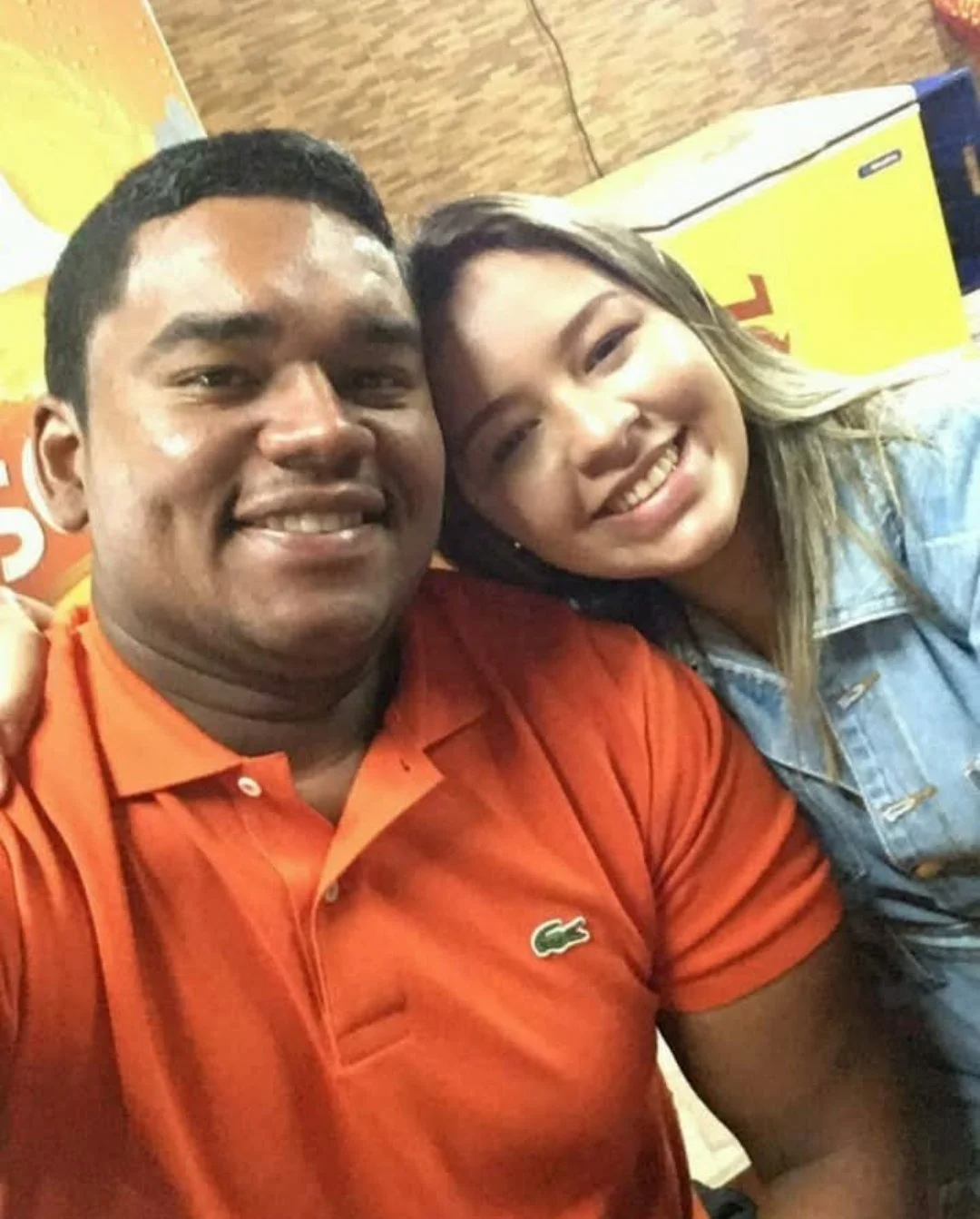 Quem já viu a bucetinha dessa crente? image 3