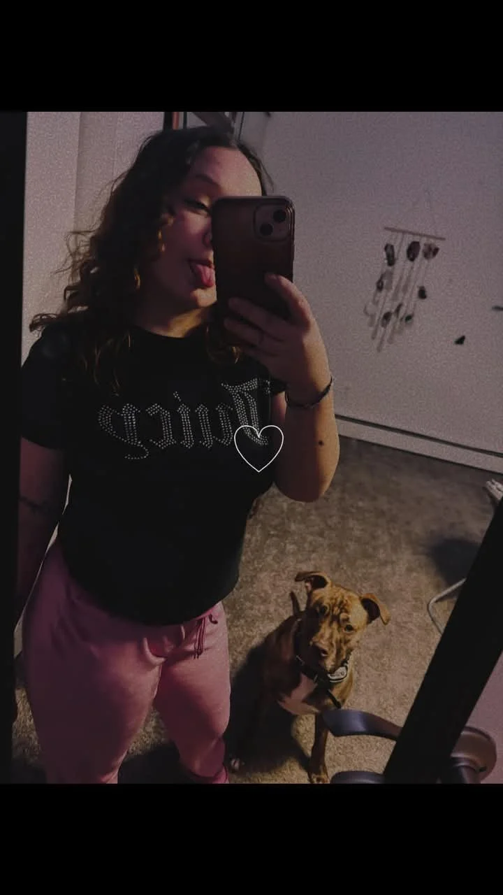 I love this slut my fav cousin to jerk off to main image