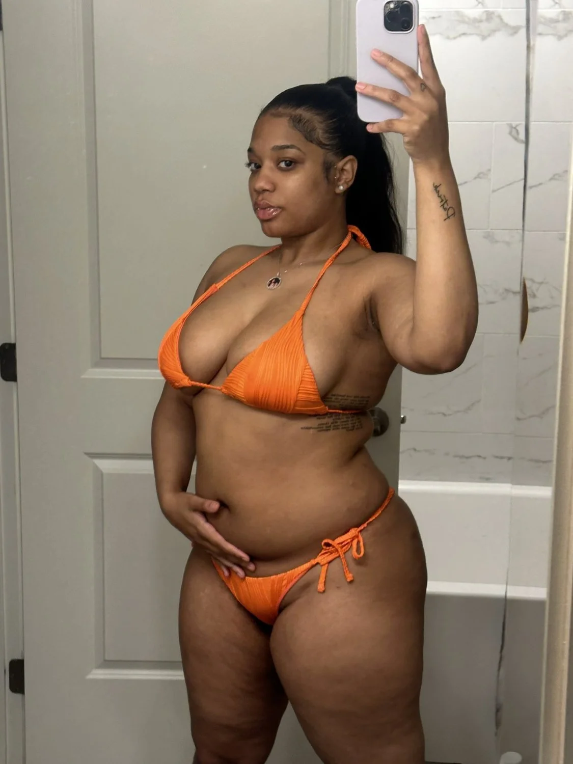 Thick Cali Rapper 😍😍🍑🍑🍑 image 14