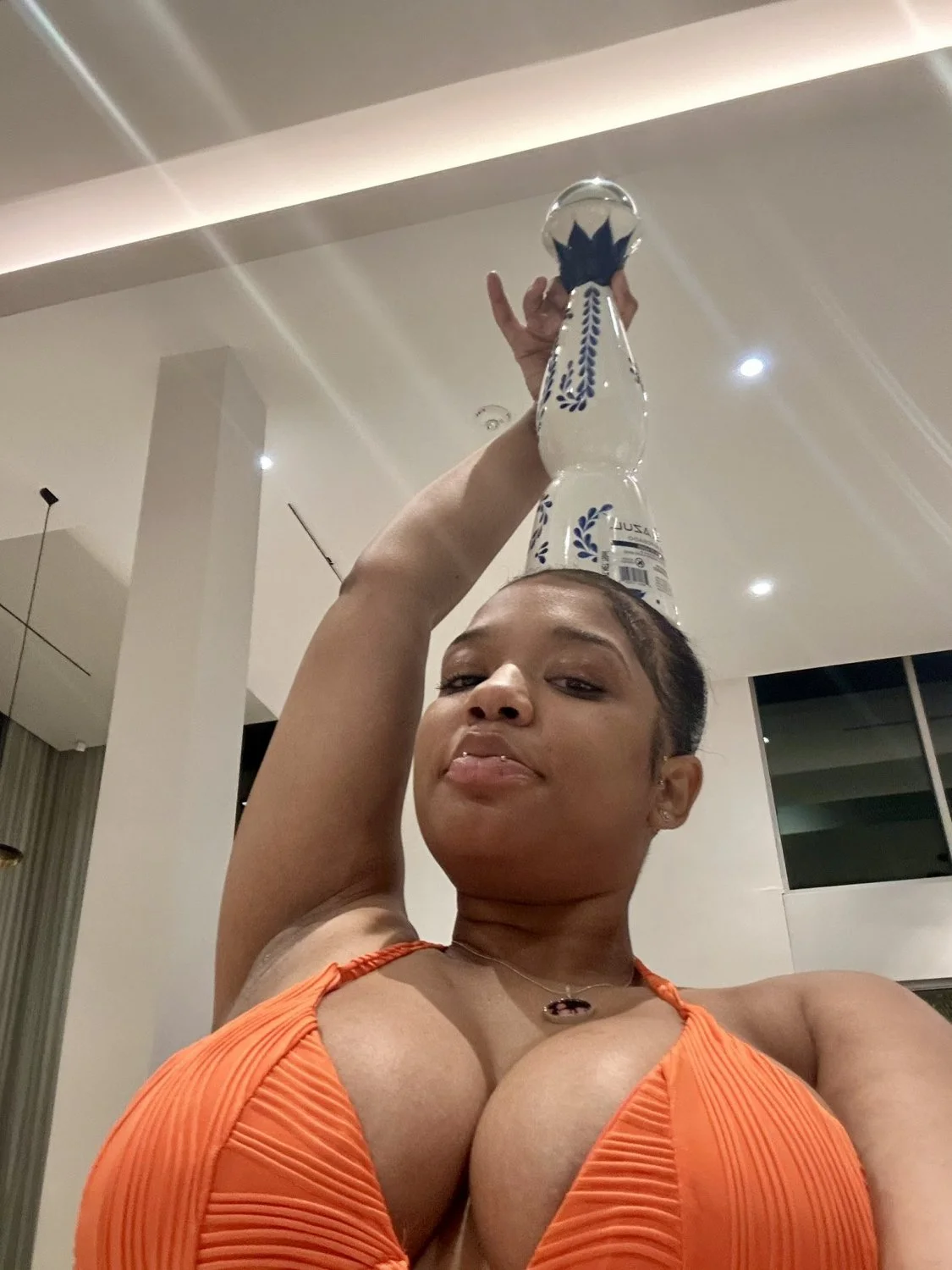 Thick Cali Rapper 😍😍🍑🍑🍑 image 15
