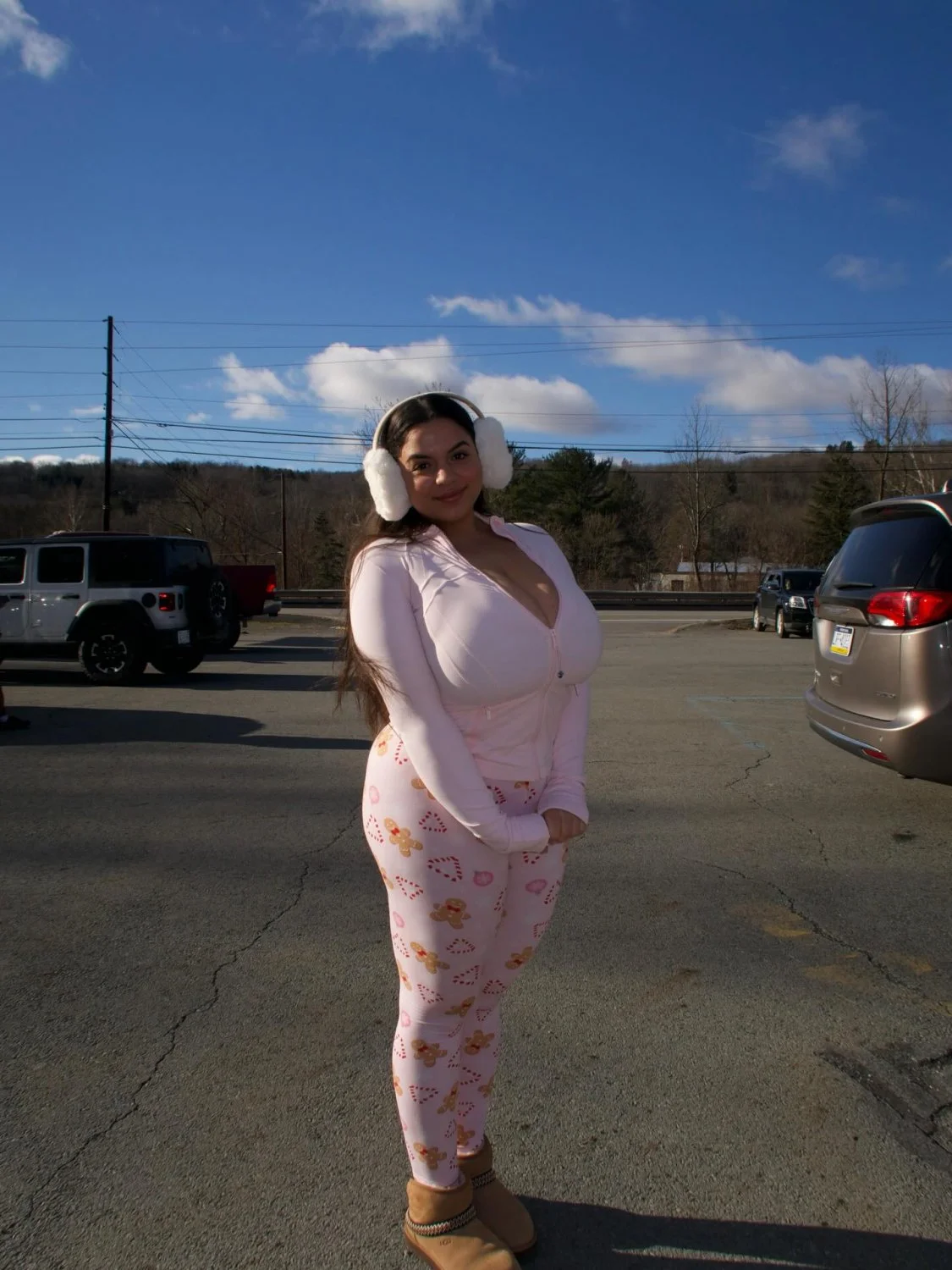 Teniah image 48