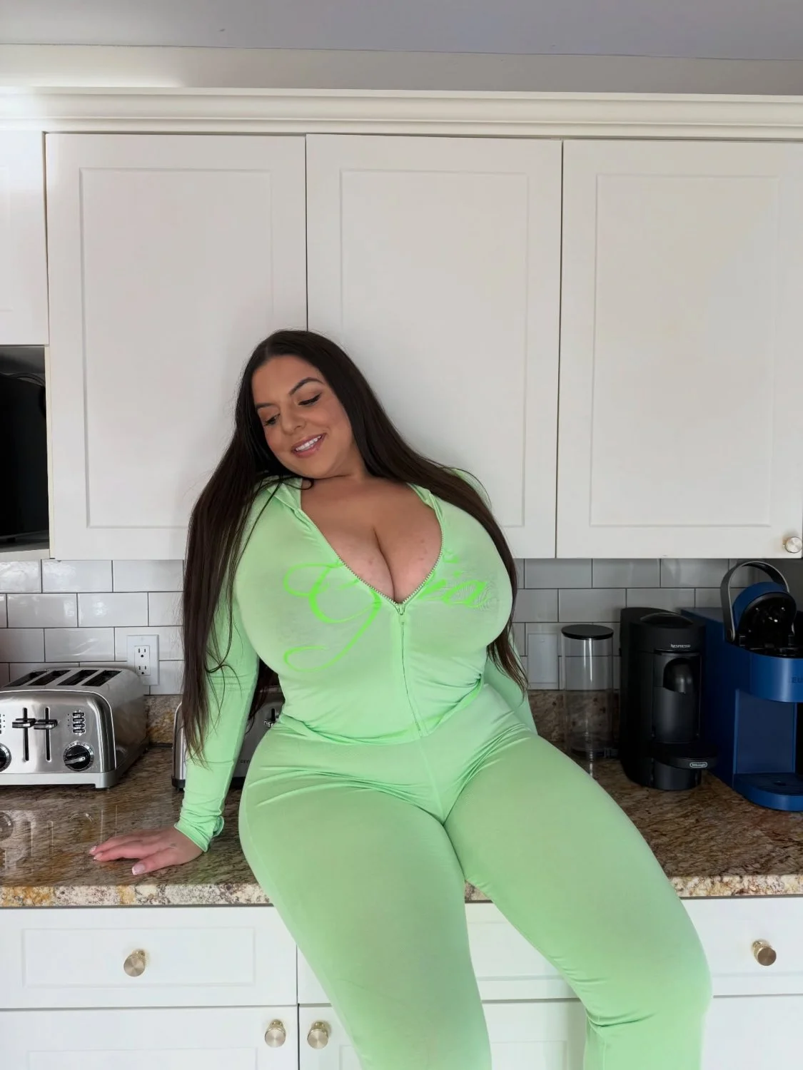 Teniah image 8