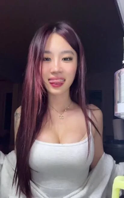 946CNW - Petite Asian amateur ride bwc Leaks image 2