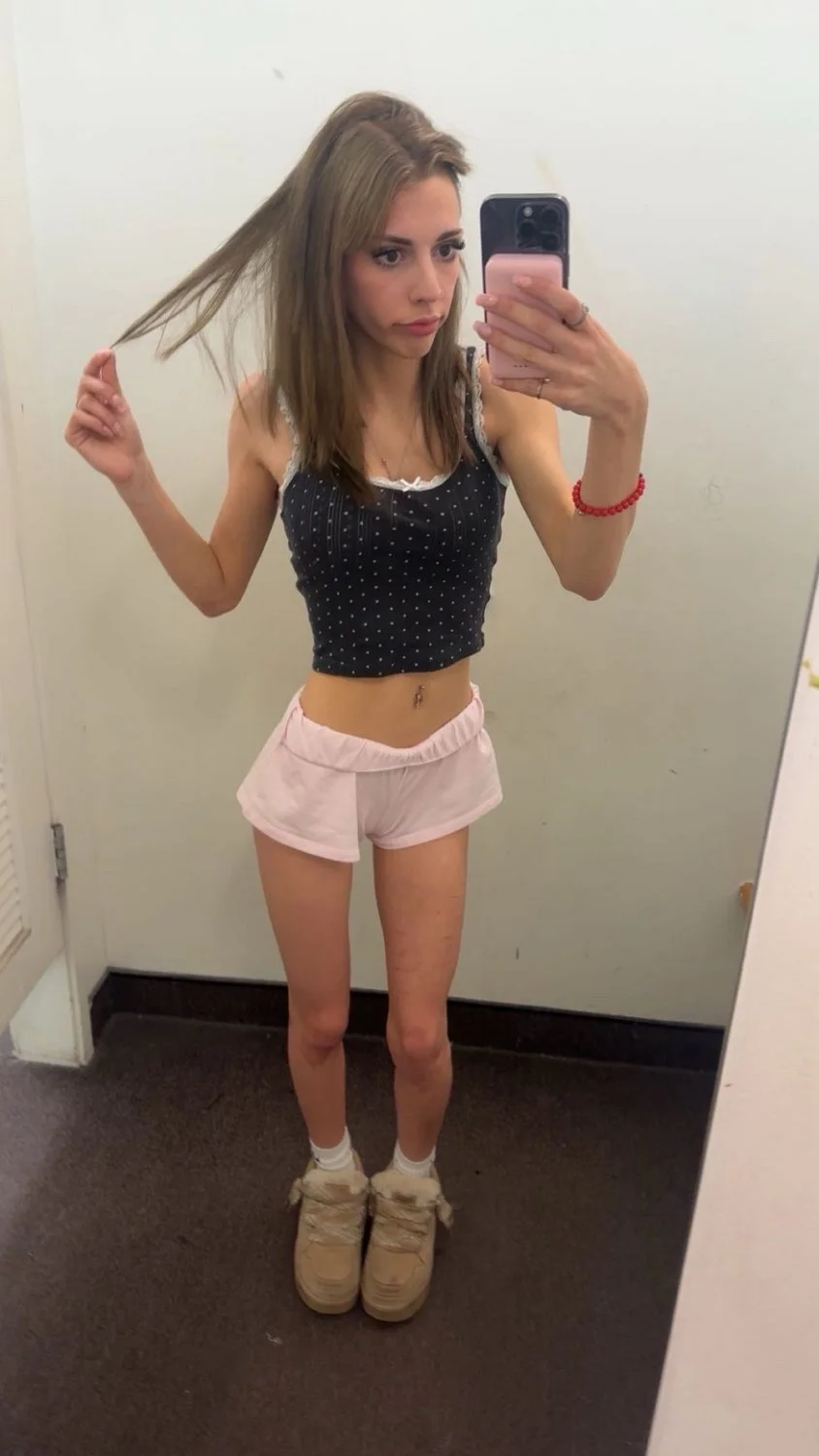 18 yo attention whore piper is a desperate little gaped fucktoy. Repost her!!! image 27