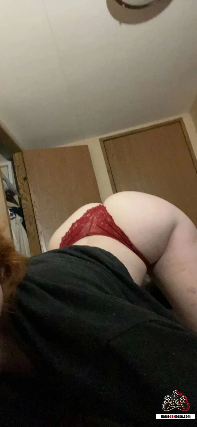 Lost slut on Gamesexpose dice main image