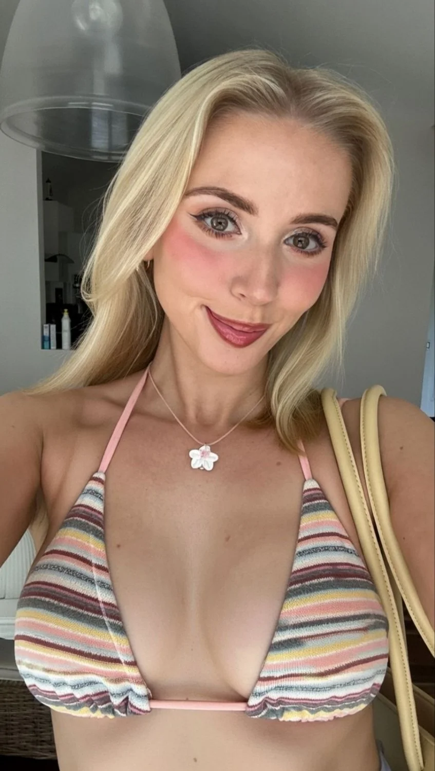Australian slut Ellie lost in IRL game image 4