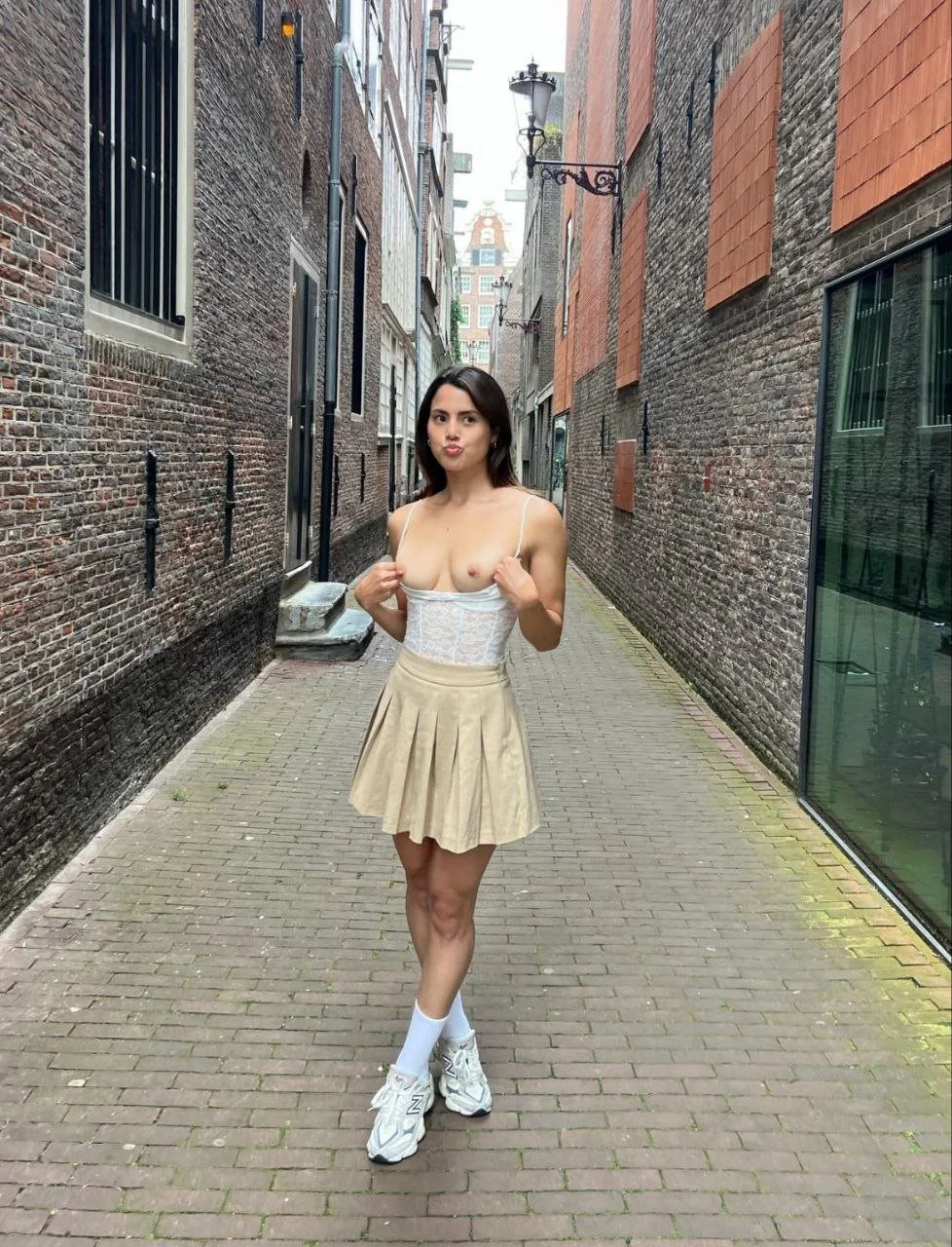 UK slut image 21