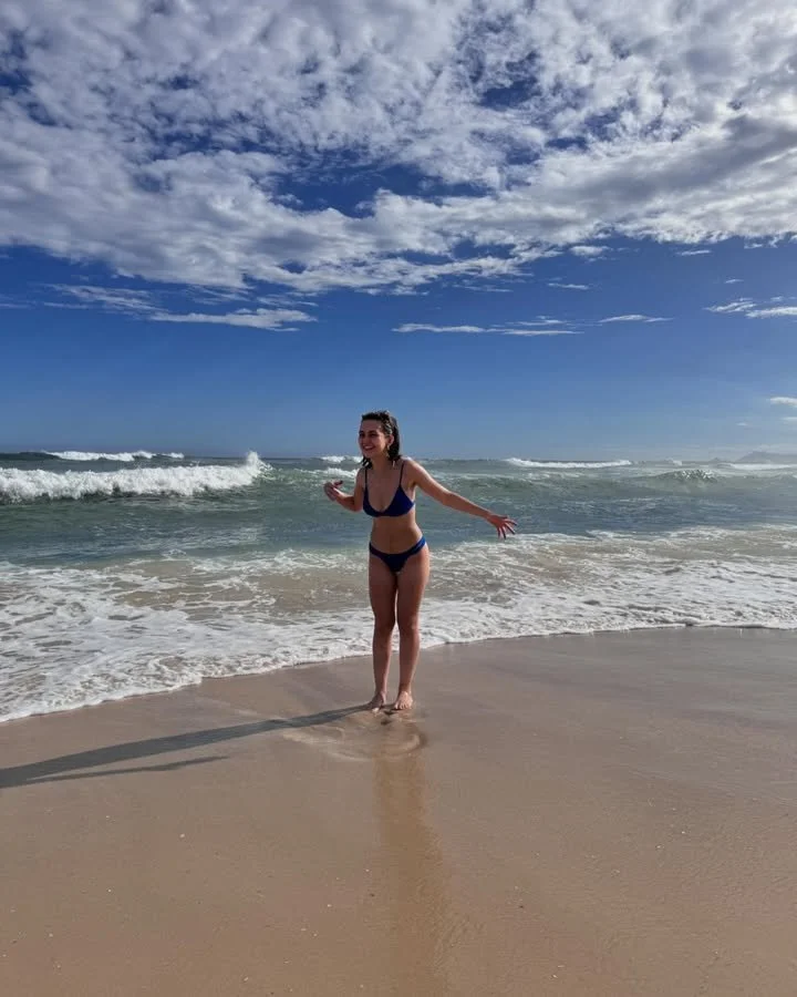 Clara castanho gostosa 😋 image 40