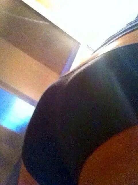 Puto sumiso entrega a la puta de su novia Méxicana la muy golfa le gustar estar arrodilla chupando image 36
