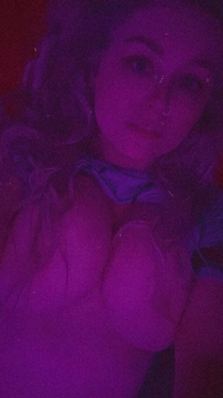 Big Tits Ohio PAWG Ashley R 🥴🥵 message if yk her ;) image 7