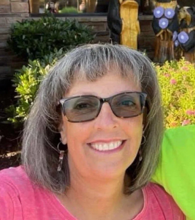 Exposing big Gilf tits image 5