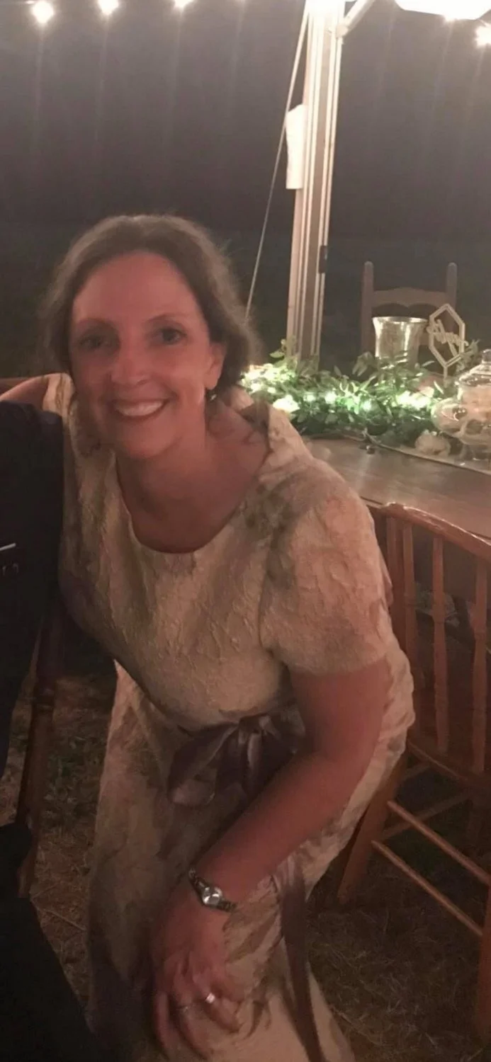 Exposing big Gilf tits image 9