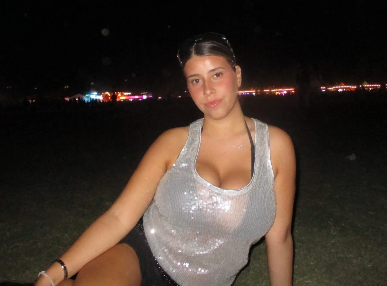 tetona argentina pendeja milipili image 6