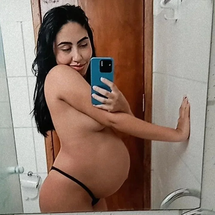 Engravidou depois da putaria com o amigo do marido image 3