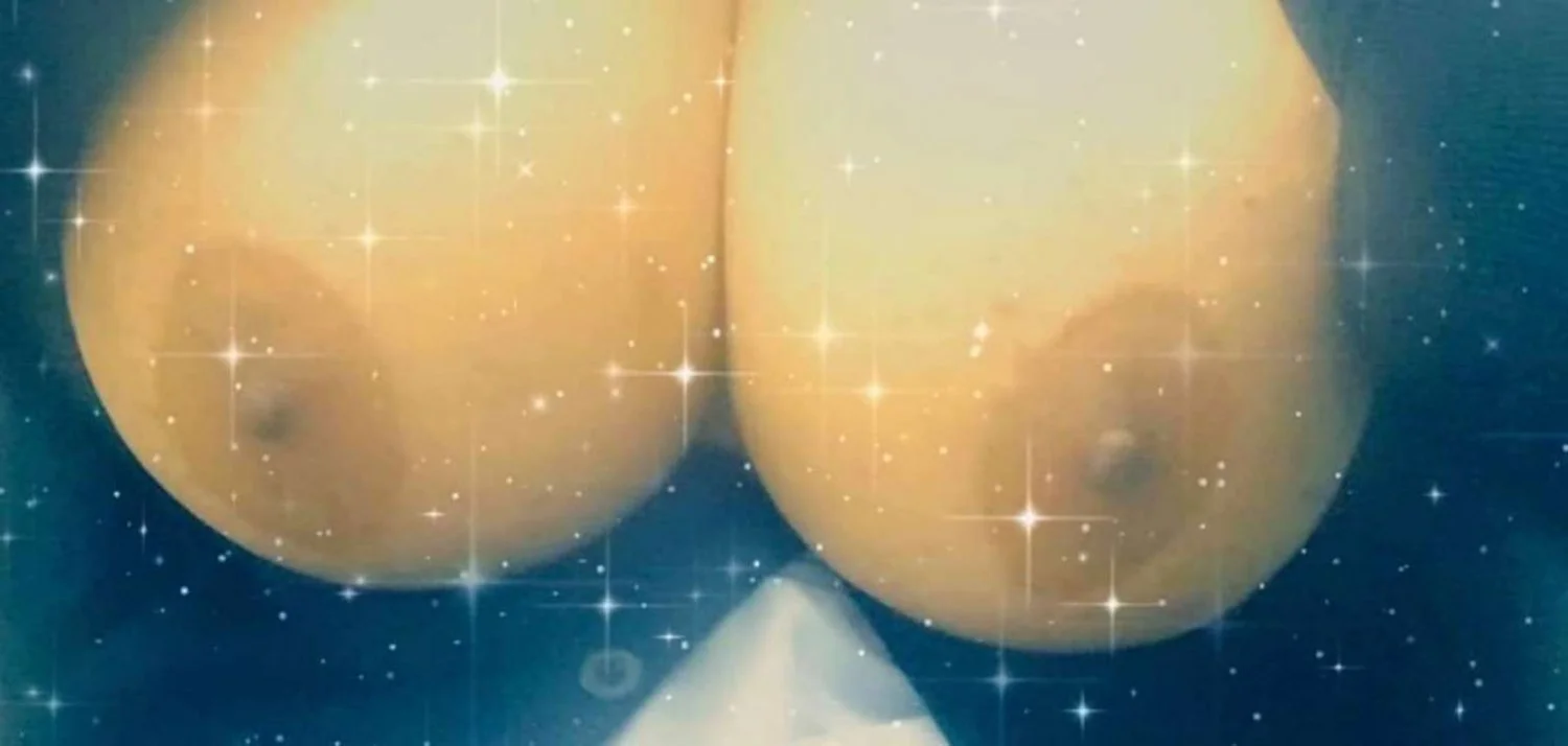Sexy busty abo milf main image