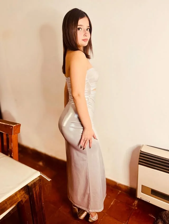 Aporte anónimo sexy chica image 5