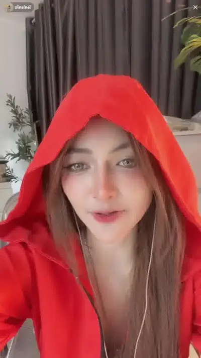 tiktok live thai cover image