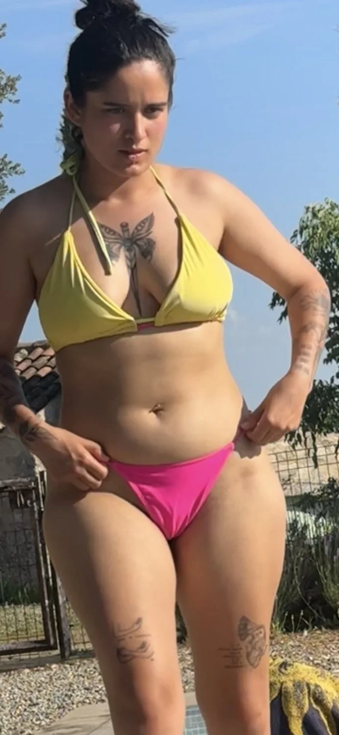 Sexy slut cousin tits and ass bikini creepshots submitted image 15