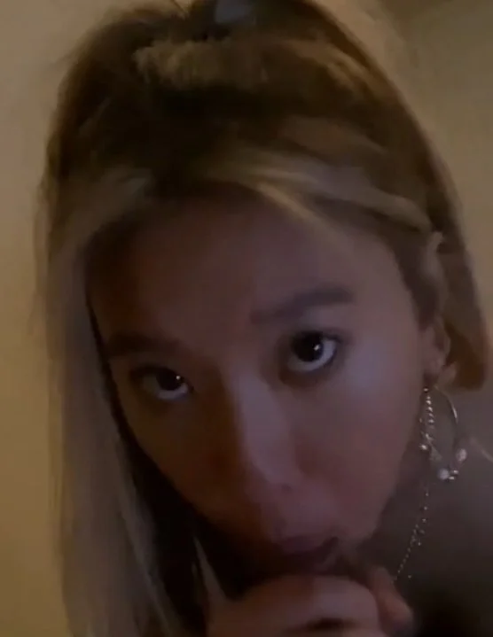 Blonde teen abg homemade blowjob main image