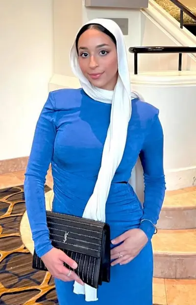 Muslim slut sends nudes to guy she fell for only after 4 weeks cover image