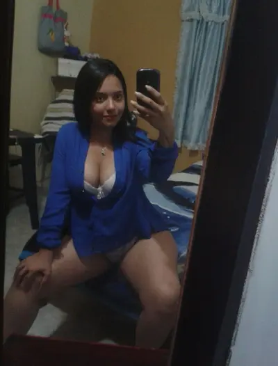 Morena Ninfomana! 🤤 cover image