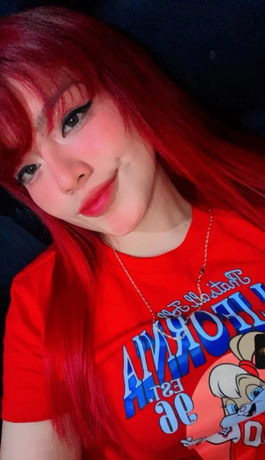 Putita peliroja de ojos rasgados buen cuerpo y sexy image 15