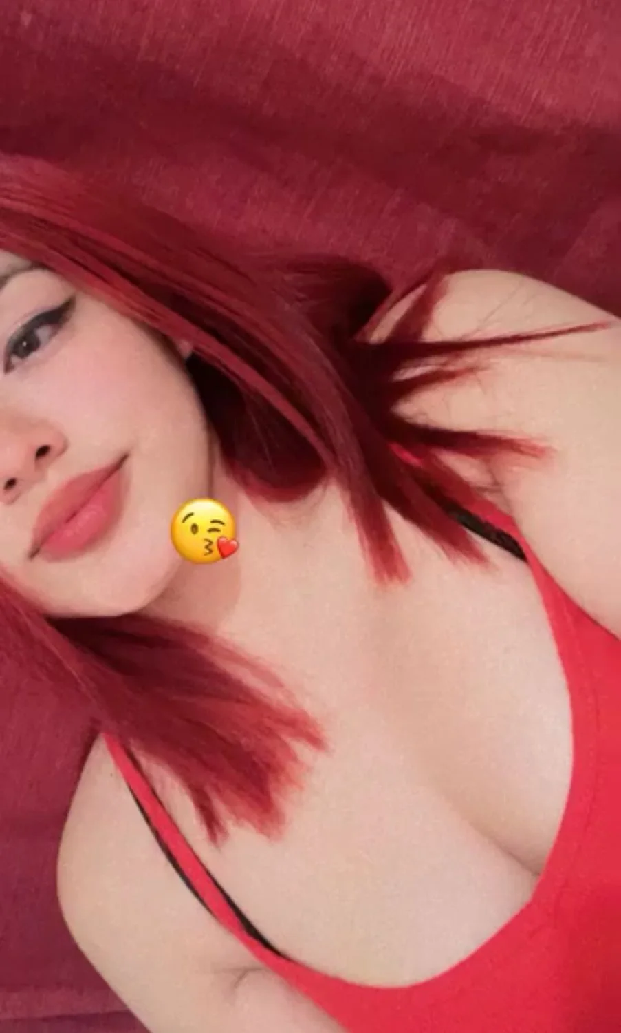 Putita peliroja de ojos rasgados buen cuerpo y sexy image 18