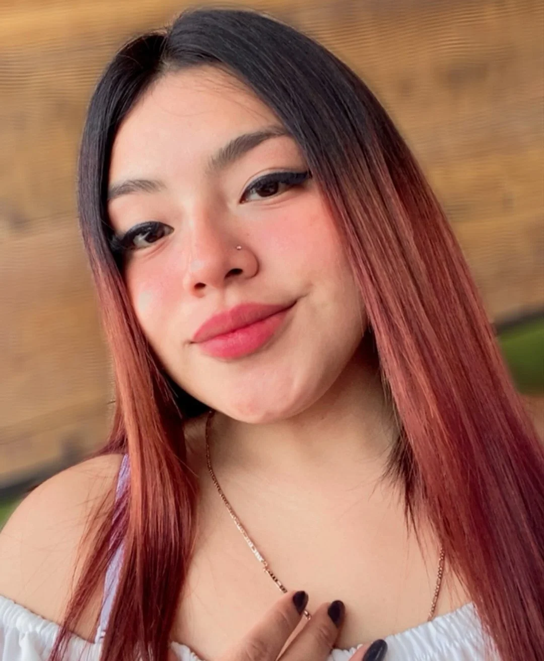 Putita peliroja de ojos rasgados buen cuerpo y sexy image 20