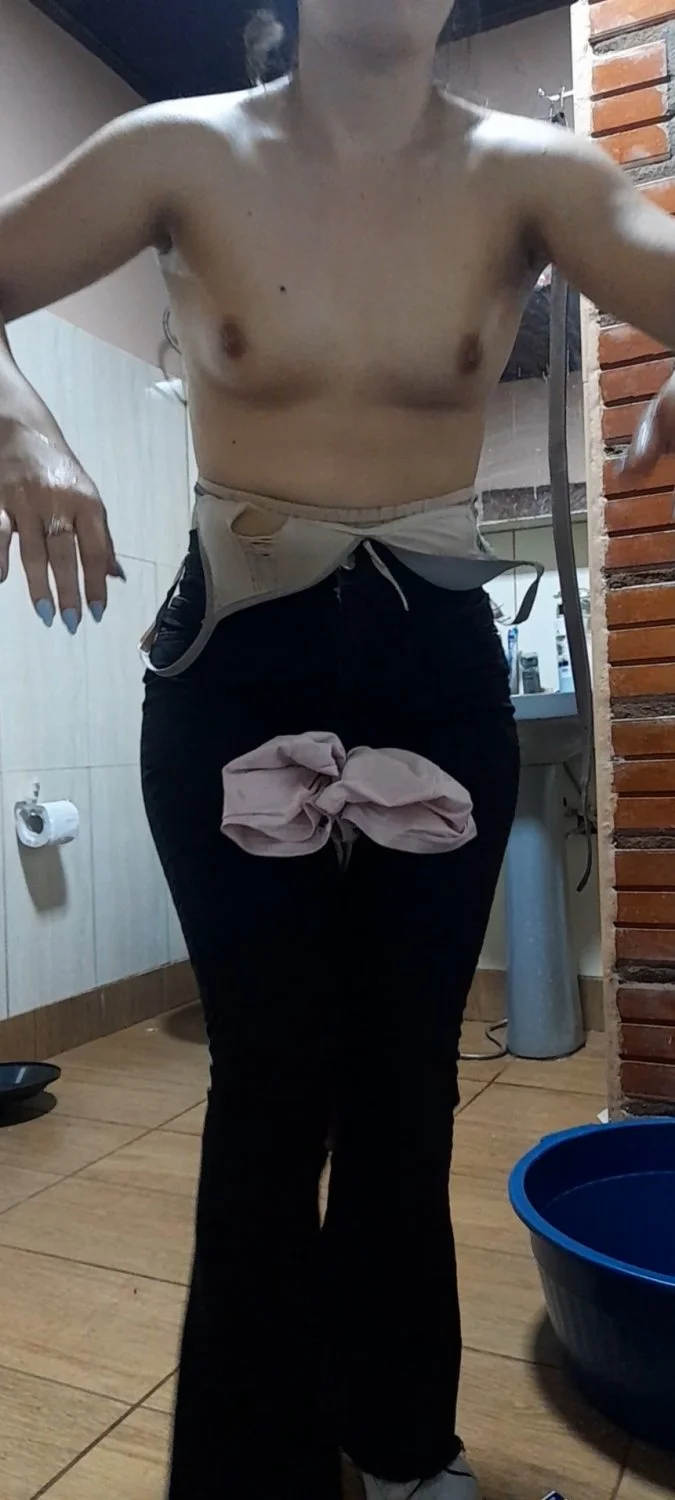 Amateur slut 295 image 3