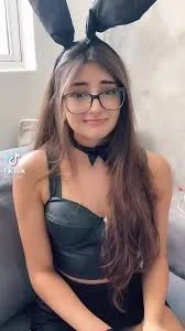 Famosinha do Tiktok image 2