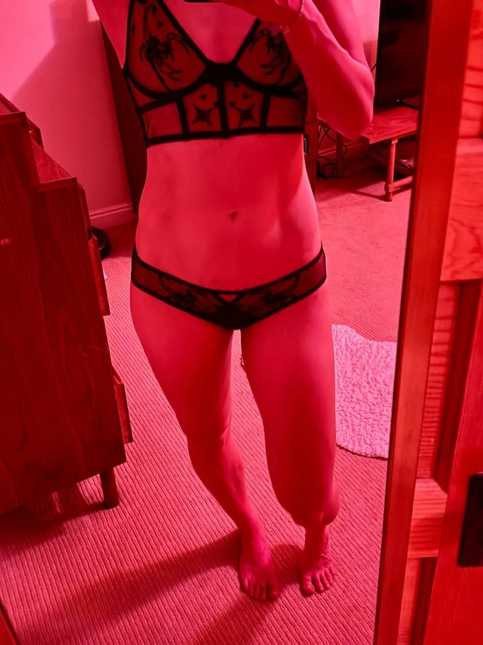 Sexy USA 30yo slut loves to pose for the camera! image 6