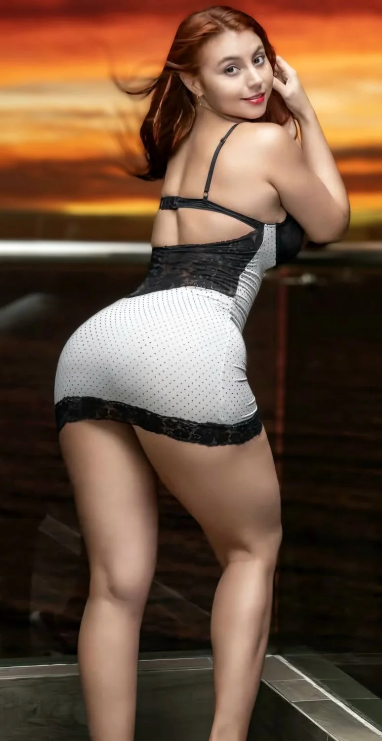 Ah quien no le gusta esta putita mexicana Emilia Vizcarra que rica esta😋🙈🥵🥵🥵 image 17